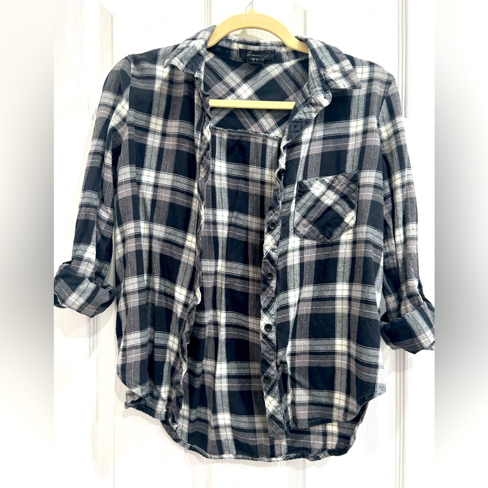 S black and white flannel